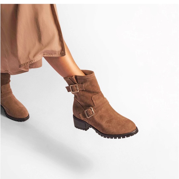 Steve Madden Alick Suede Brown Booties